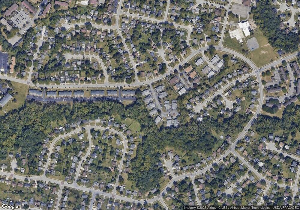 677 Cherry Hollow Rd, Columbus, OH 43228 - photo 1