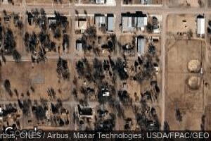 101 W Grant St, Ceylon, MN 56121