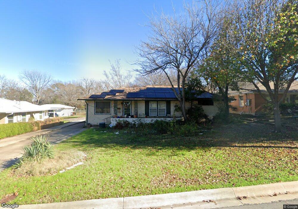 716 Thomas St, Denton, TX 76201 - photo 1