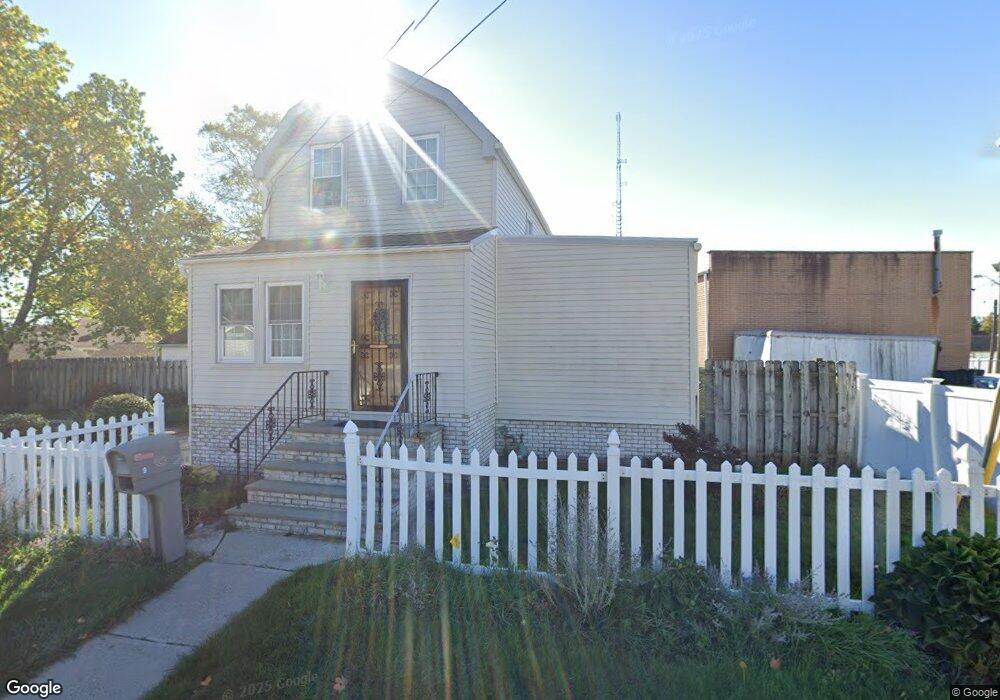 9 S Pine St, Fords, NJ 08863 - photo 1