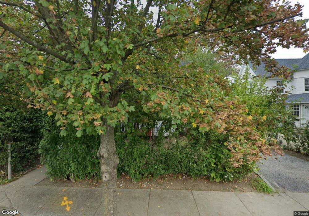 7 North Rd, Great Neck, NY 11024 - photo 1