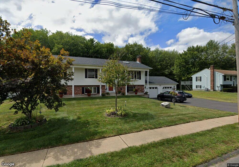 22 Middle Rd, Enfield, CT 06082 - photo 1