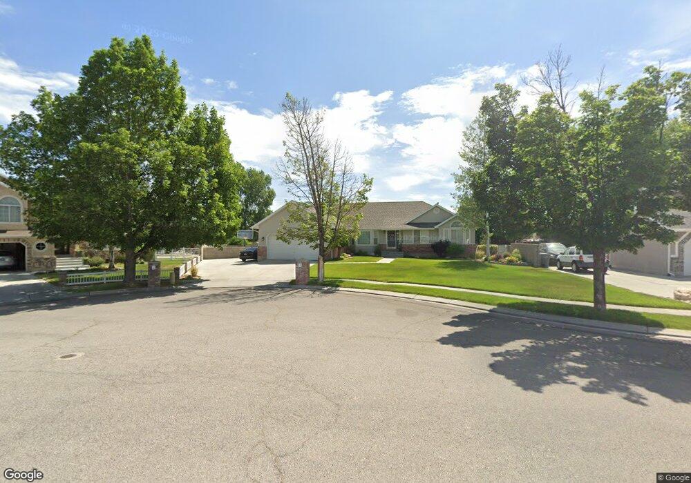 9521 Bright Meadow Cir, South Jordan, UT 84095 - photo 1