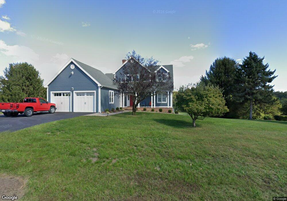 951 Hoffman Rd, Martinsburg, WV 25404 - photo 1