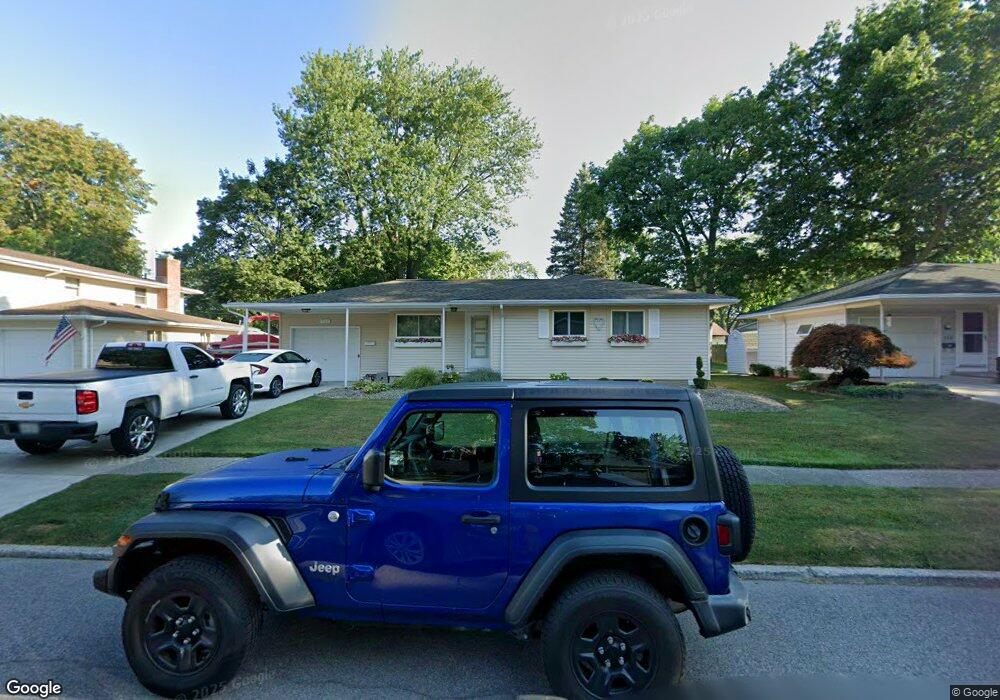 712 Westbrook Dr, North Tonawanda, NY 14120 - photo 1