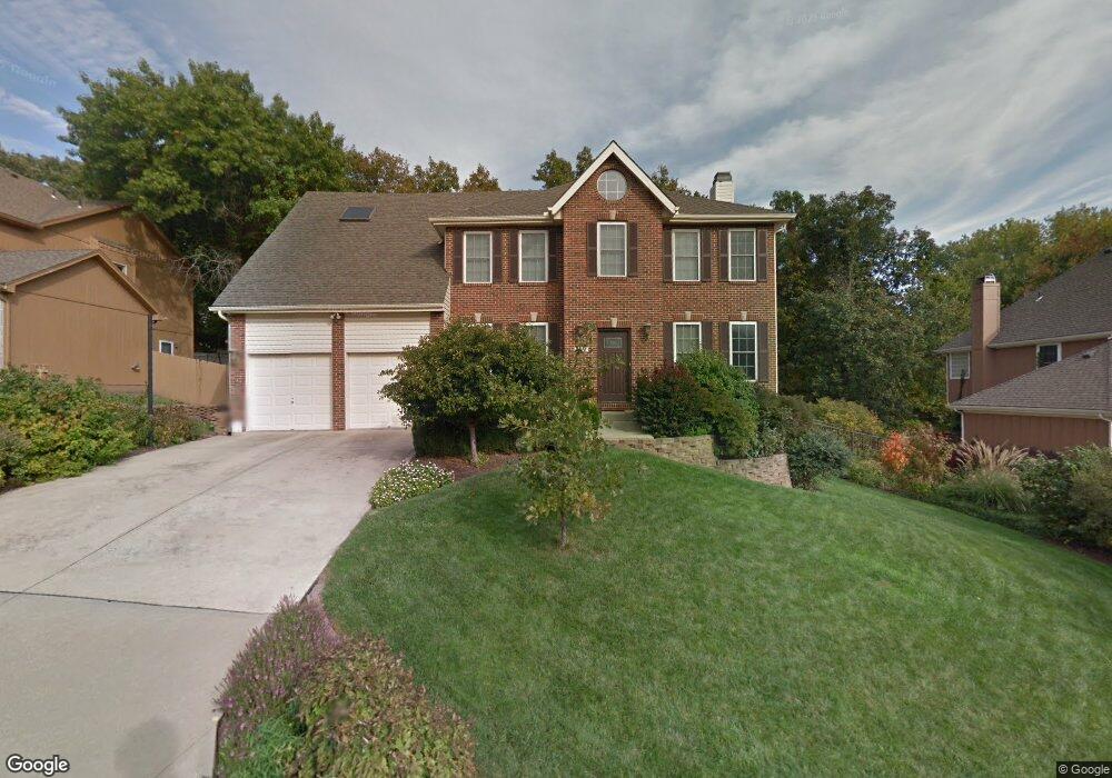 4981 Summit St, Shawnee, KS 66216 - photo 1