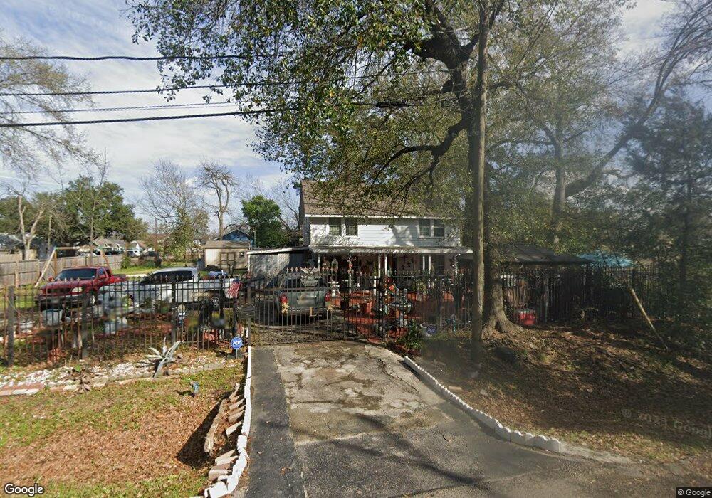 6802 Appleton St, Houston, TX 77022 - photo 1