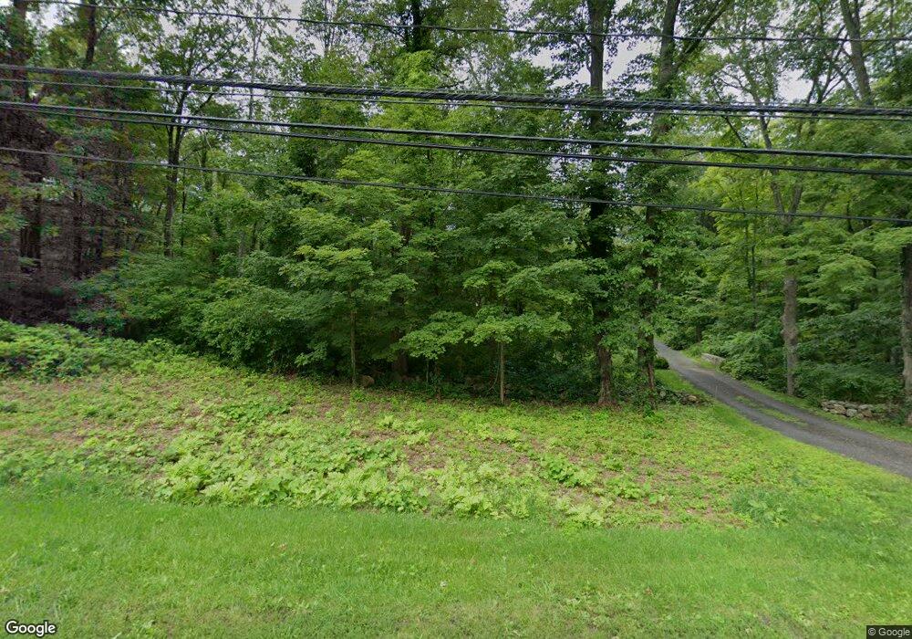 283 Umpawaug Rd, Redding, CT 06896 - photo 1