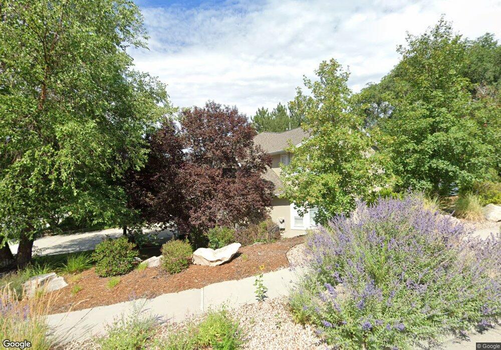 1819 E Gracey Ln, Sandy, UT 84092 - photo 1