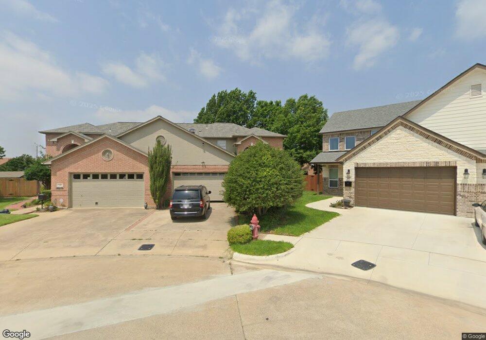 201 Wayside Ct, Bedford, TX 76021 - photo 1