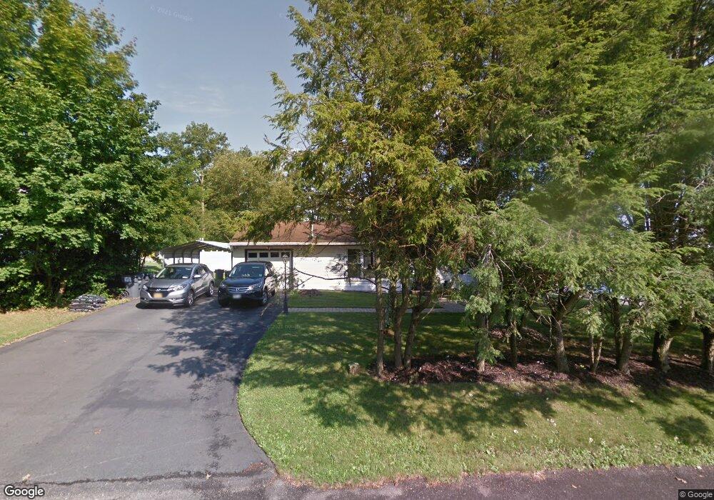 2 Hillcrest Dr, Middletown, NY 10940 - photo 1