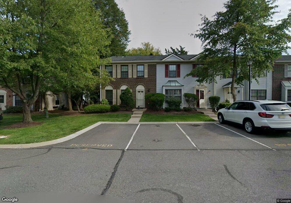 8 Kirby Ln, Franklin Park, NJ 08823 - photo 1