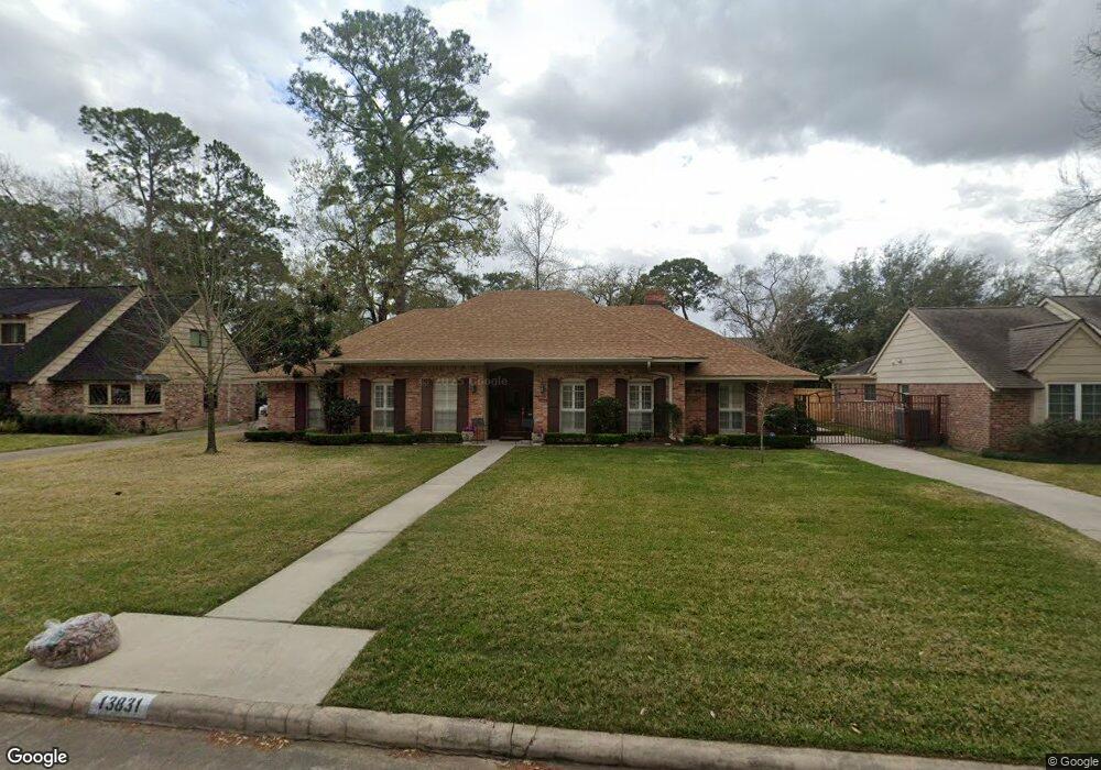 13831 Woodthorpe Ln, Houston, TX 77079 - photo 1