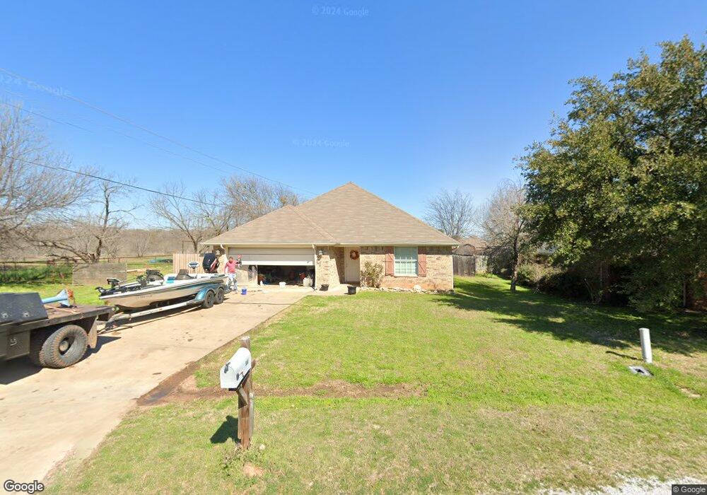204 Granada Calle St, Granbury, TX 76049 - photo 1