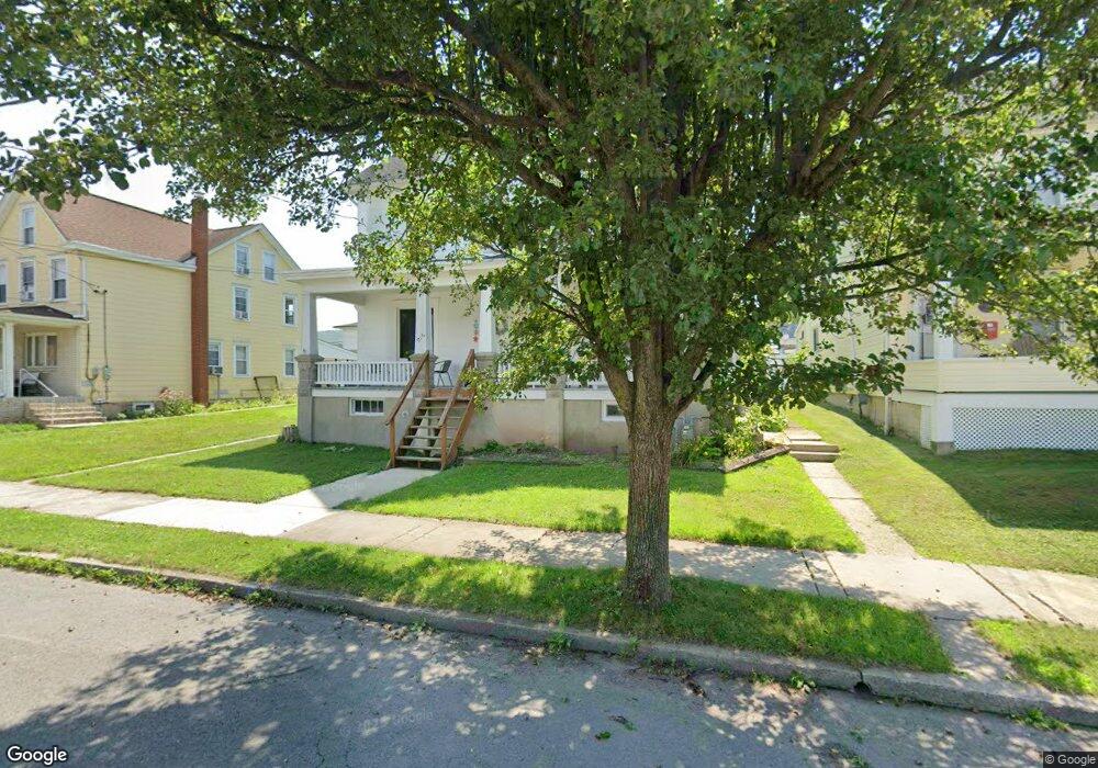 914 Center St unit REAR, Jim Thorpe, PA 18229 - photo 1