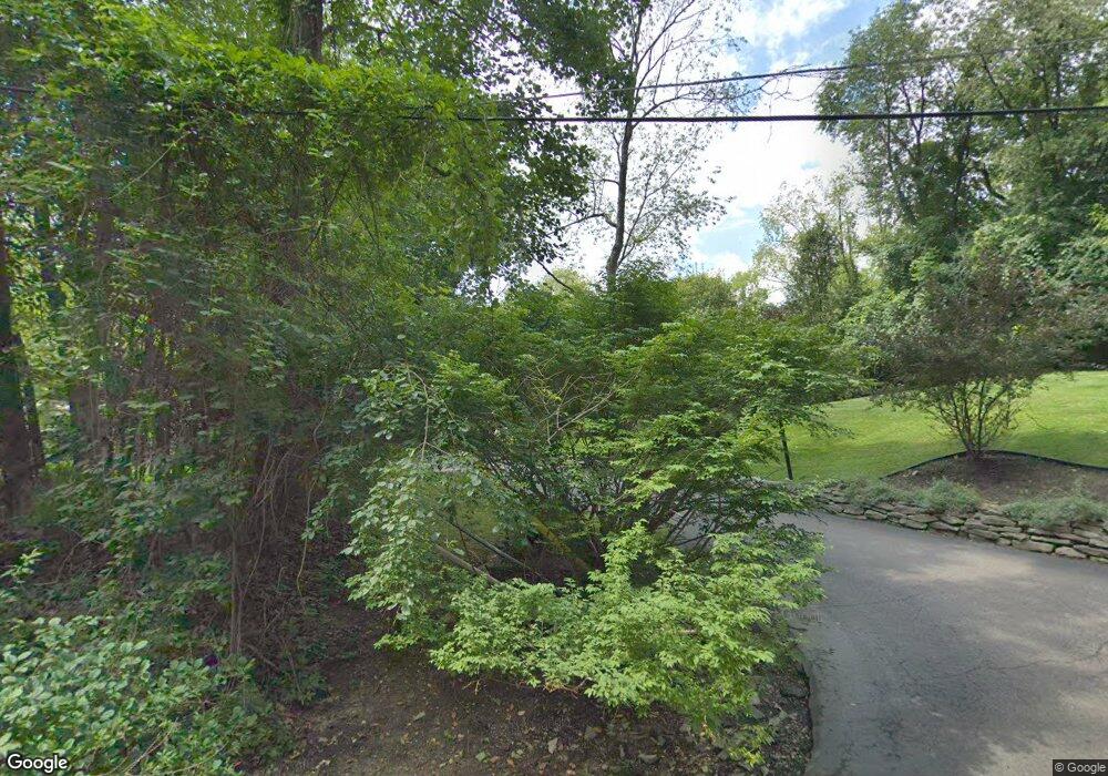 1424 Echo Ln, Bloomfield Hills, MI 48302 - photo 1