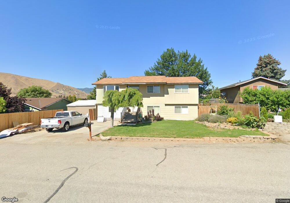 416 S Jarvis Ave, East Wenatchee, WA 98802 - photo 1