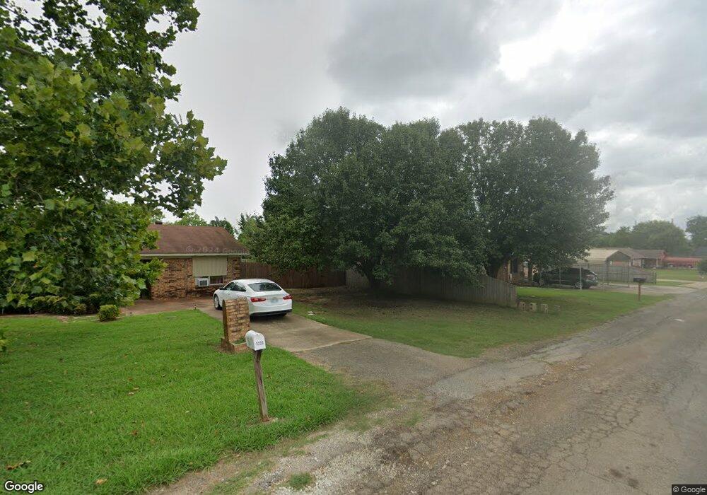 1220 N B St, Hugo, OK 74743 - photo 1