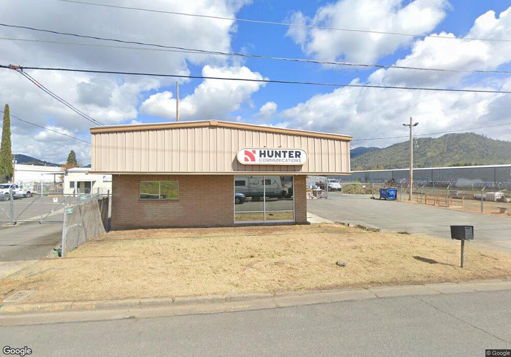 624 SE J St, Grants Pass, OR 97526 - photo 1