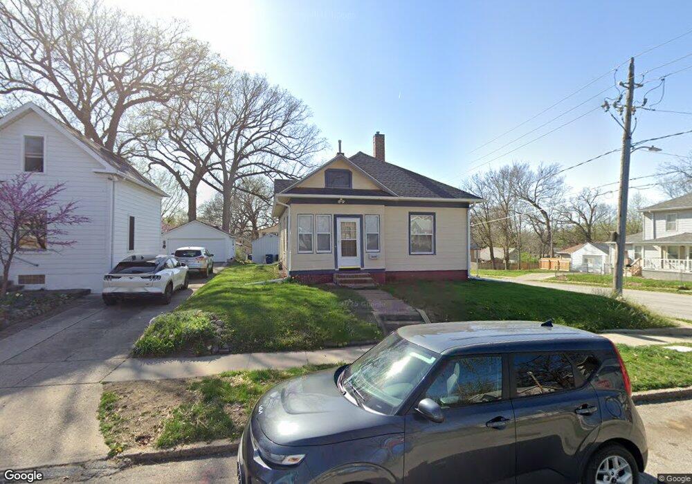 1446 32nd St, Des Moines, IA 50311 - photo 1