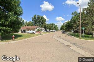 15 10th St NE, Hazen, ND 58545