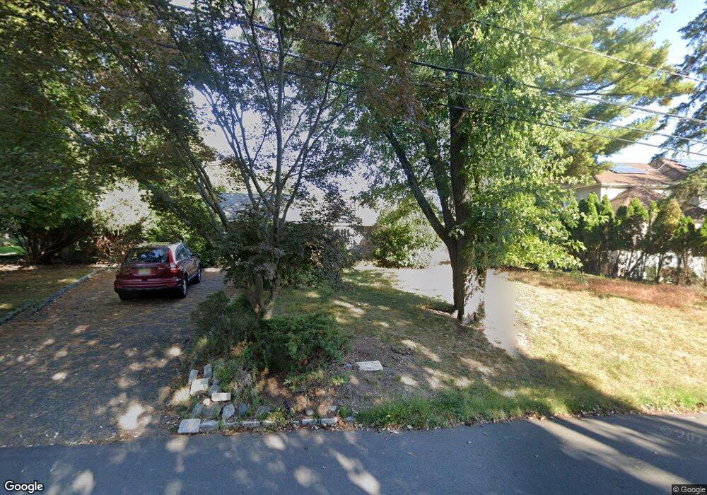 11 Skytop Rd, Edison, NJ 08820 - photo 1