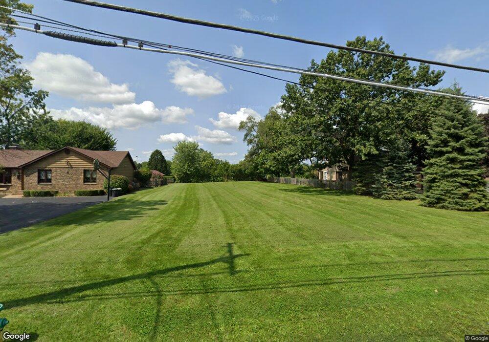 2526 E Bonnie Brook Ln, Waukegan, IL 60087 - photo 1