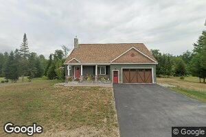 10 Farm Pond Rd, Mirror Lake, NH 03853