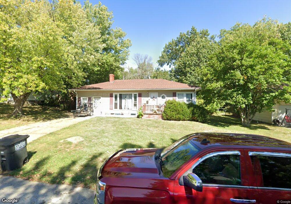 5 E Chestnut St, Fulton, MO 65251 - photo 1