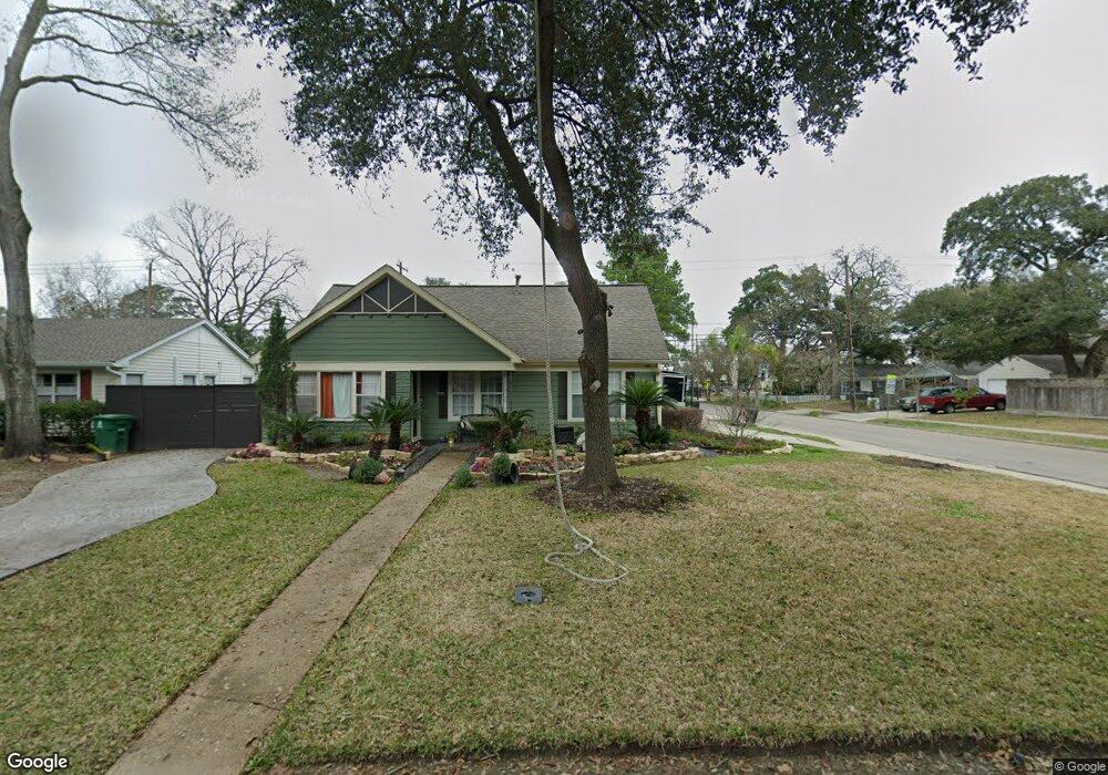 1602 Gardenia Dr, Houston, TX 77018 - photo 1