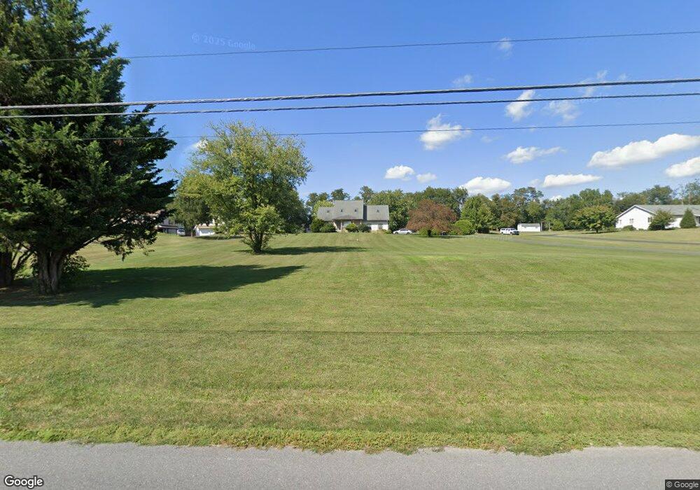 8067 Shank Hess Rd, Waynesboro, PA 17268 - photo 1