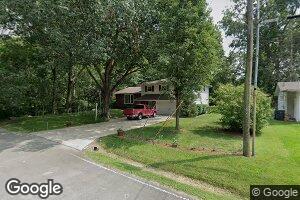 1423 W Greendell Dr, Decatur, IL 62526