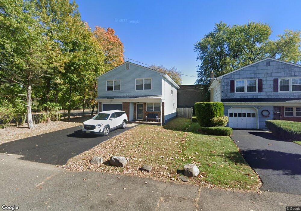 2410 Hamlette Place, Scotch Plains, NJ 07076 - photo 1