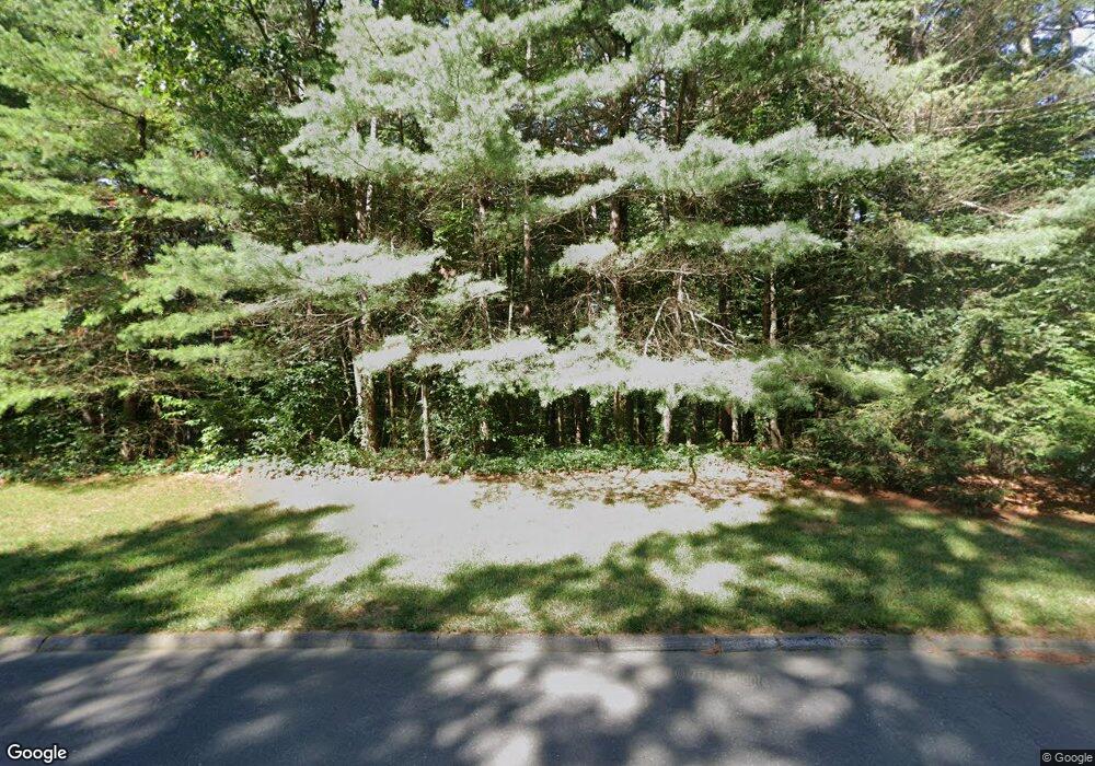 15 Whitman Pond Rd, Simsbury, CT 06070 - photo 1