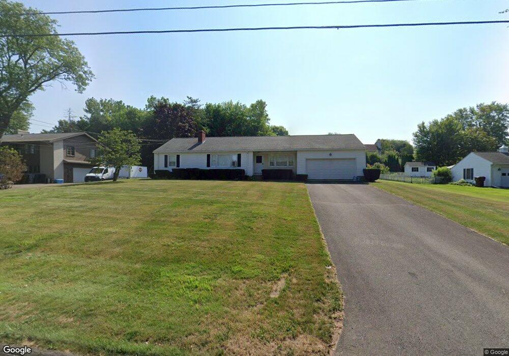 10 Riverview St, Enfield, CT 06082 - photo 1