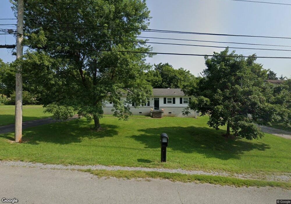 407 Blue Ribbon Pkwy, Shelbyville, TN 37160 - photo 1