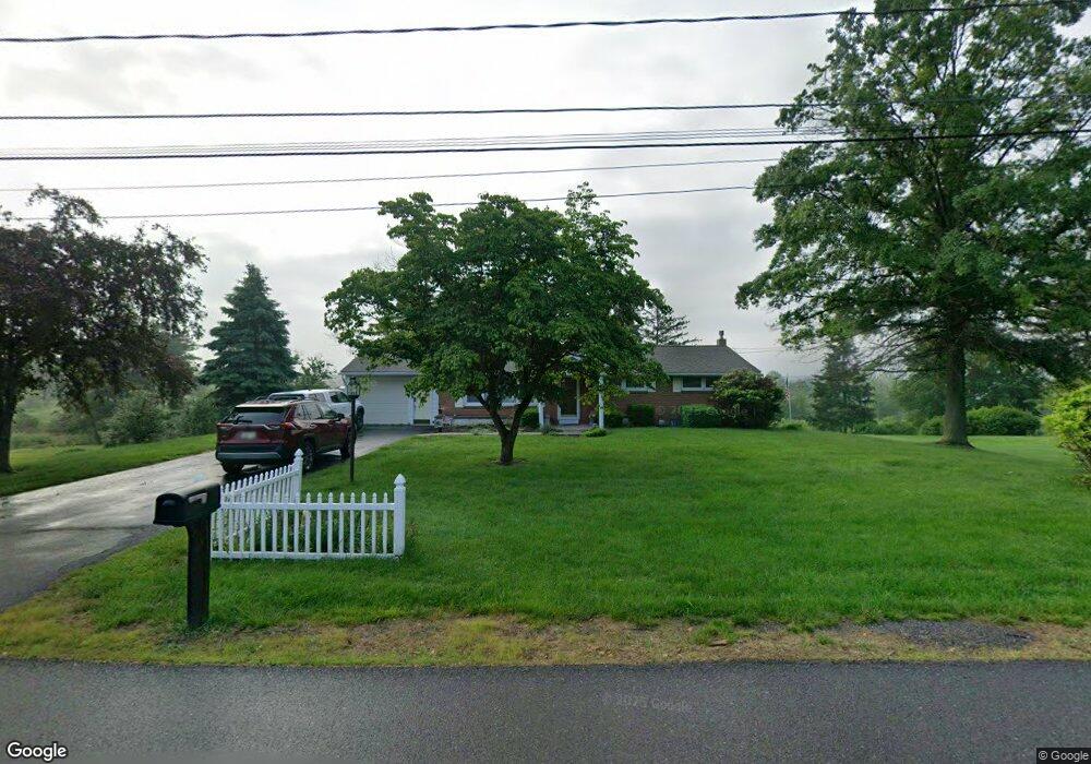 1544 Lakeside Rd, Pennsburg, PA 18073 - photo 1