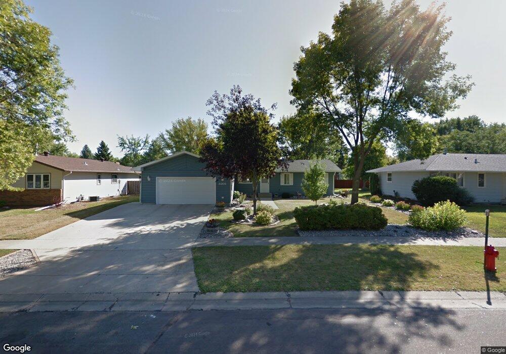 3301 Longfellow Rd N, Fargo, ND 58102 - photo 1