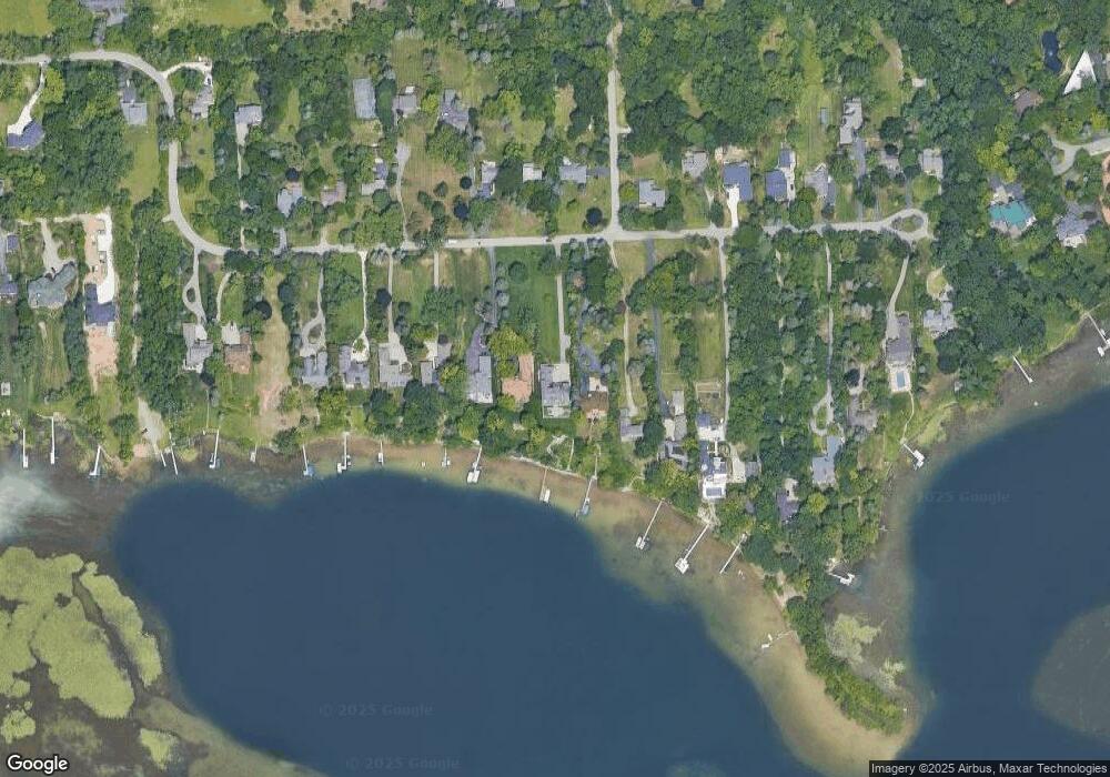 6045 Upper Straits Blvd, West Bloomfield, MI 48324 - photo 1