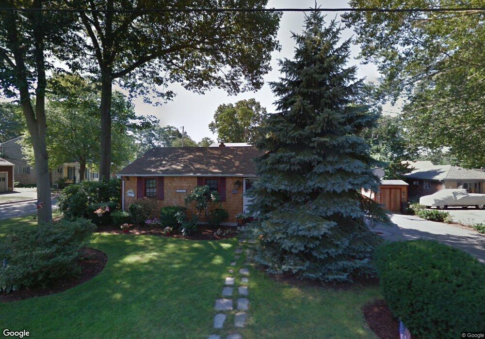 134 Pine Crest Dr, Riverside, RI 02915 - photo 1