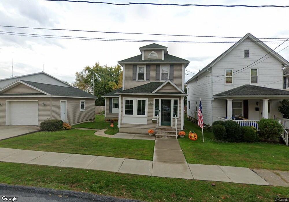 713 E Grant St, Olyphant, PA 18447 - photo 1