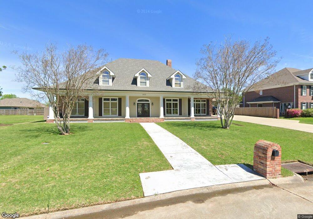 1408 W Dumbarton Dr, Lake Charles, LA 70605 - photo 1