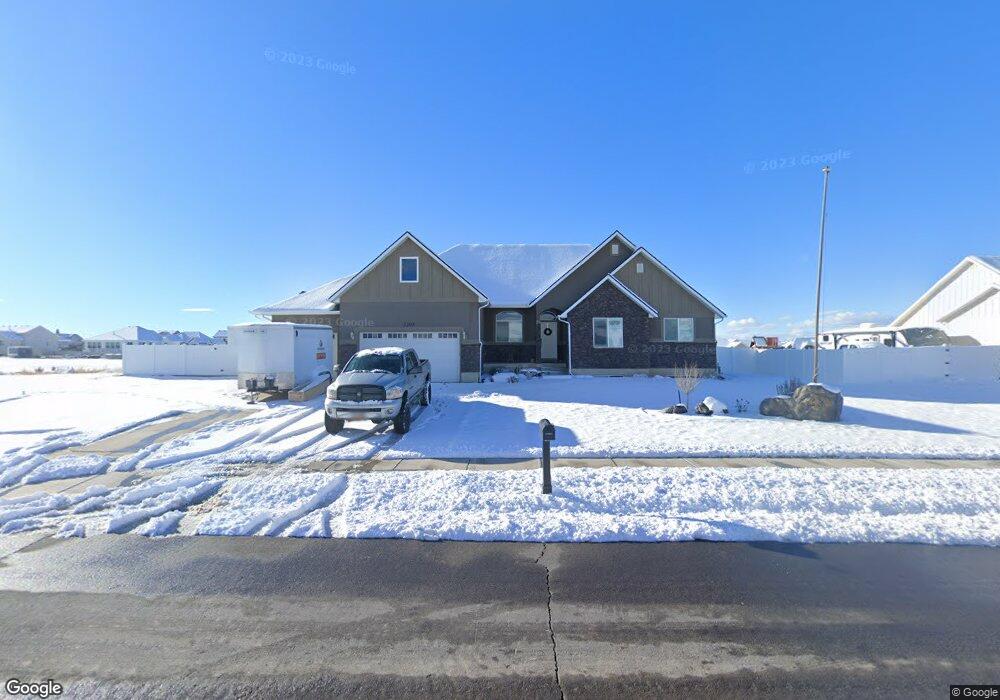 2203 N 3430 W, Clearfield, UT 84015 - photo 1