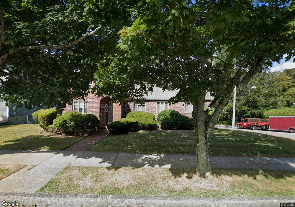 940 Highland Ave, Fall River, MA 02720 - photo 1