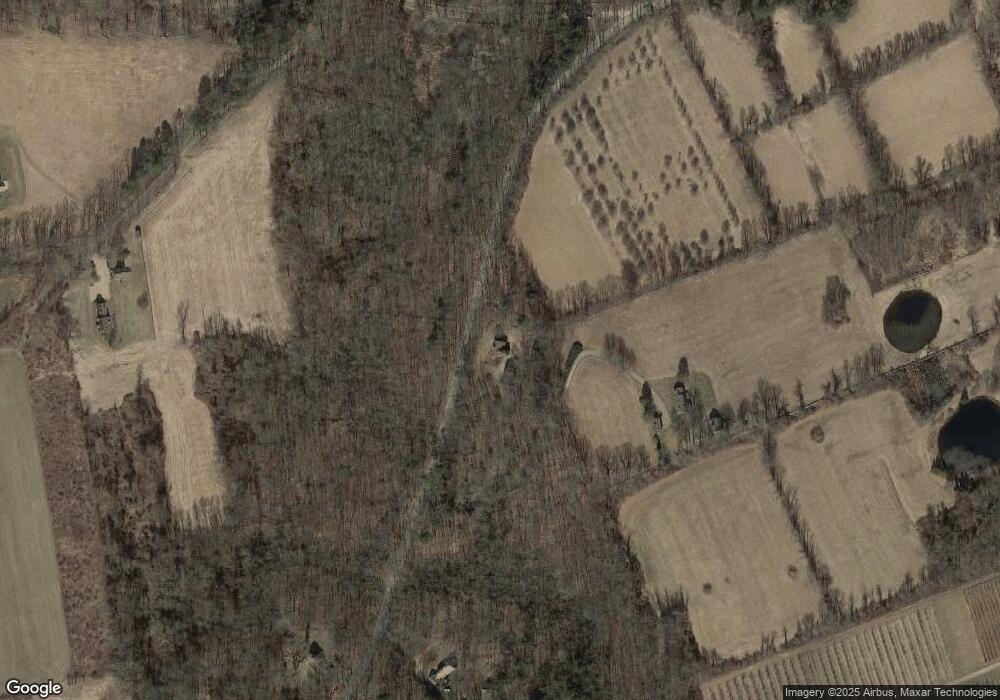 102 Old Hall Rd, Woodstock, CT 06281 - photo 1