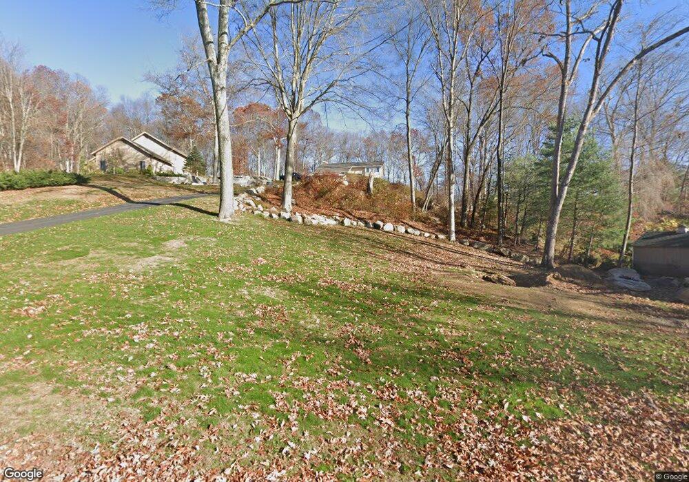 30 Columbia Dr, New Fairfield, CT 06812 - photo 1