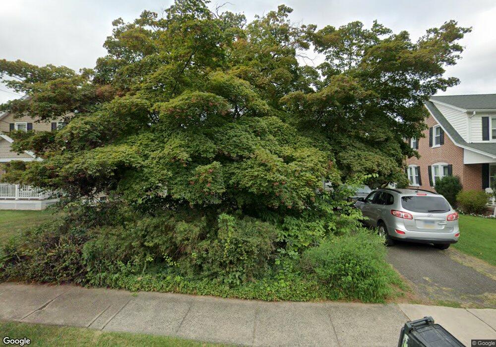 126 E Roland Rd, Brookhaven, PA 19015 - photo 1