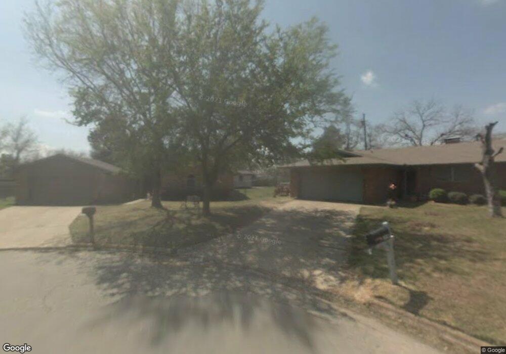 323 Ross Ave, Denison, TX 75020 - photo 1