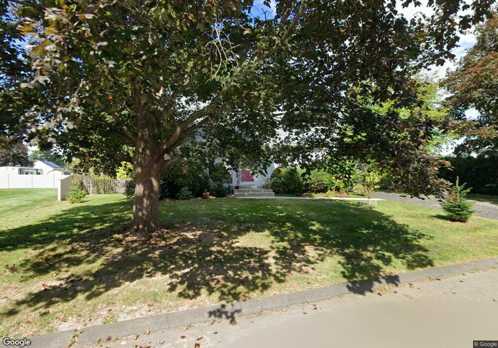 9 Gross Ln unit 1, Easthampton, MA 01027 - photo 1