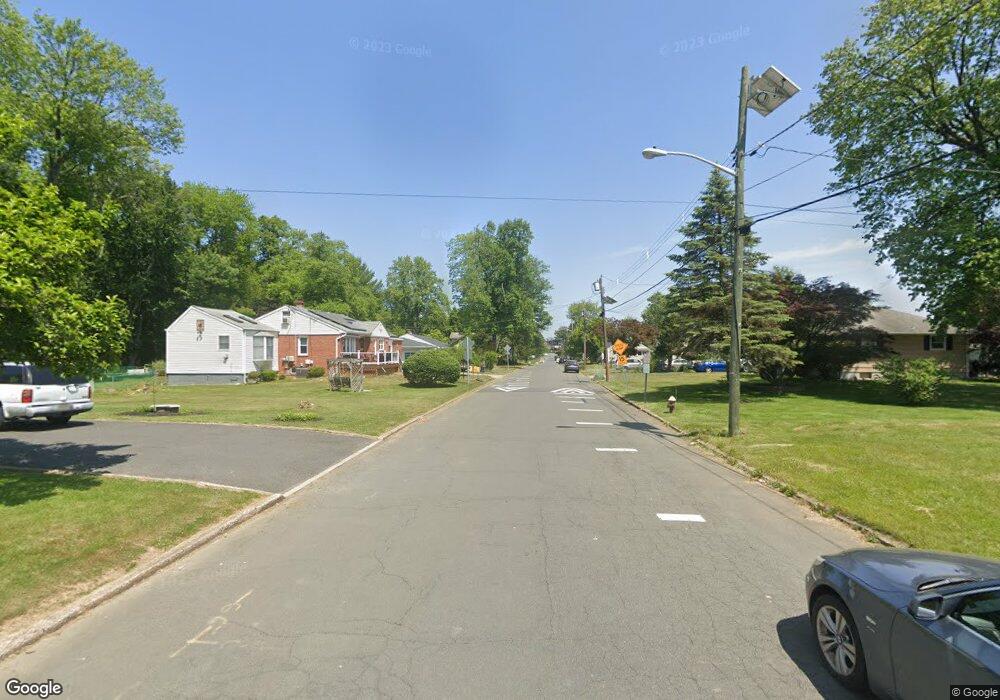 5211 Main Blvd, Ewing, NJ 08618 - photo 1